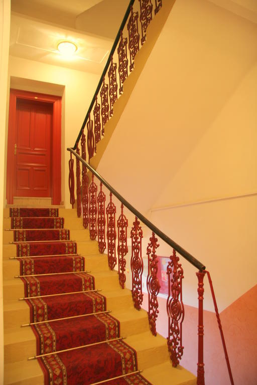 Vlkova Palace براغ المظهر الخارجي الصورة